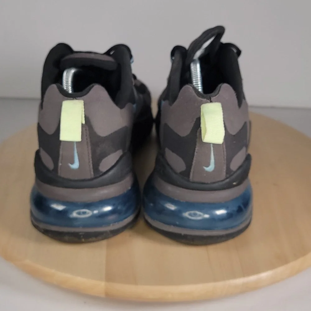 Nike Air Max 270 React Athletic Running Shoes Men's 10.5 Black Gray Thunder Blue